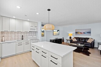 74 Normandy Ln in Delray Beach, FL - Building Photo - Building Photo