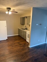 116 W Zupan St in Maryville, IL - Building Photo - Building Photo