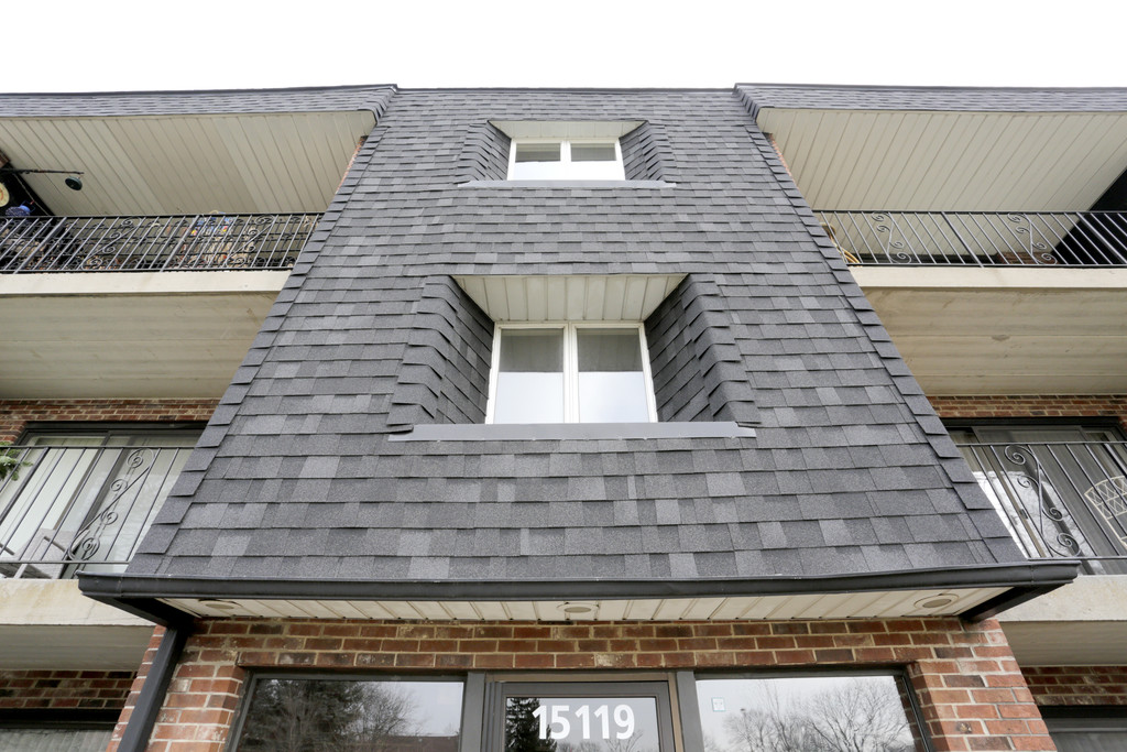 Heritage Manor Apartments in Orland Park, IL