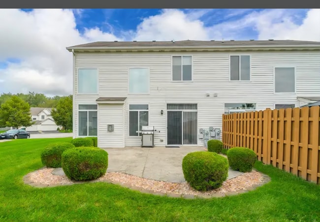 1609 Grove Ct in Lockport, IL - Building Photo - Building Photo