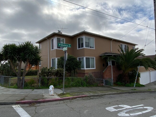 property at 2772 Madera Ave