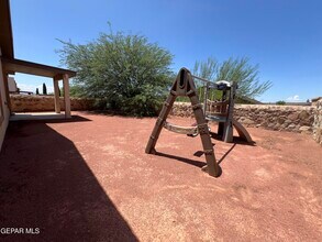6913 Cactus Thrush Drive in El Paso, TX - Building Photo - Building Photo