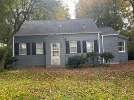 300 Dyer St in New Haven, CT - Building Photo