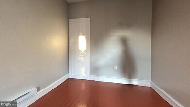 530 N Vodges St in Philadelphia, PA - Foto de edificio - Building Photo