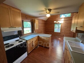 11981 Old Stage Rd in Willow Spring, NC - Building Photo - Building Photo