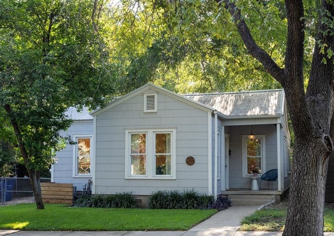 1609 Nickerson St in Austin, TX - Building Photo - Building Photo