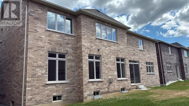 property at 26 Twinleaf Cres