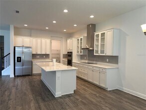 15161 Lake Bessie Loop in Winter Garden, FL - Building Photo - Building Photo
