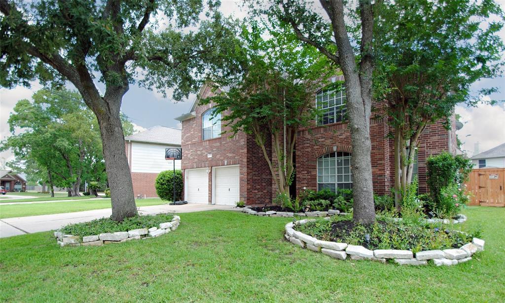 9723 Therrell Dr in Houston, TX - Building Photo