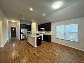3238 Aster Mdw Wy in Richmond, TX - Building Photo - Building Photo