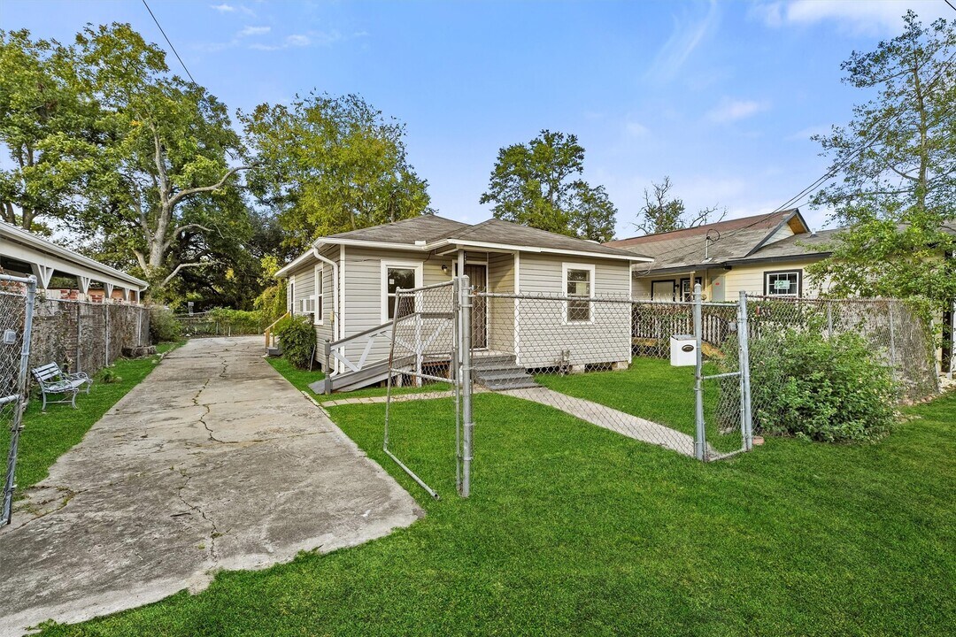 4313 Engleford St in Houston, TX - Building Photo