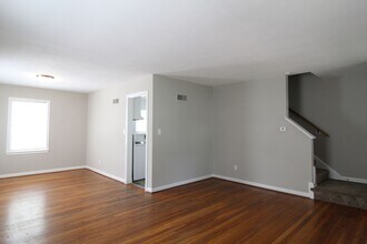 7528 Terrace St in Kansas City, MO - Building Photo - Building Photo