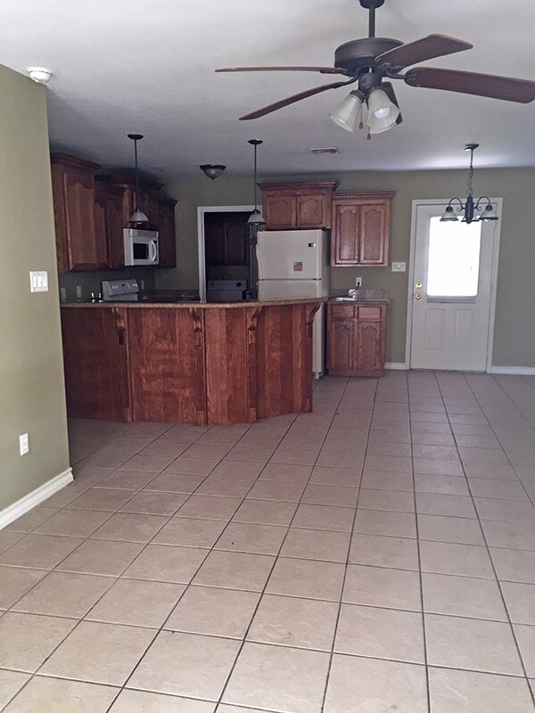 1206 W Kiwi in Pharr, TX - Building Photo - Building Photo