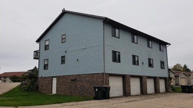 651 Galena Ct, Unit 651 in Sun Prairie, WI - Building Photo - Building Photo