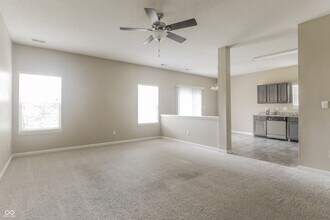 8018 Ithaca Way in Indianapolis, IN - Building Photo - Building Photo