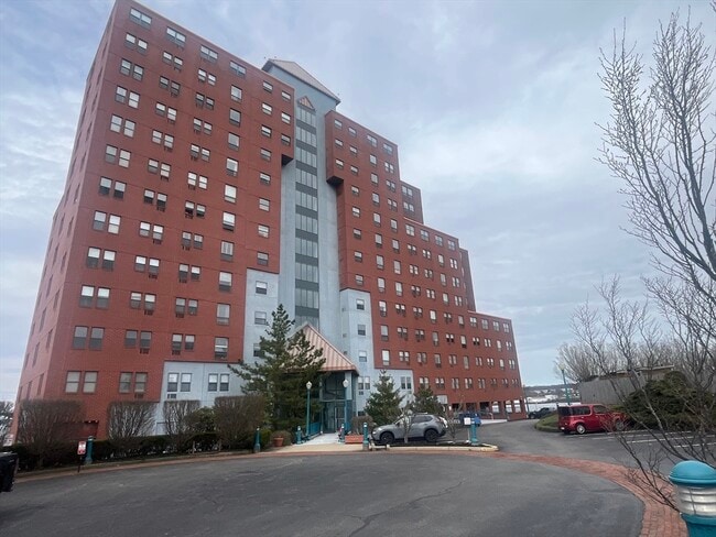 property at 750 Davol St