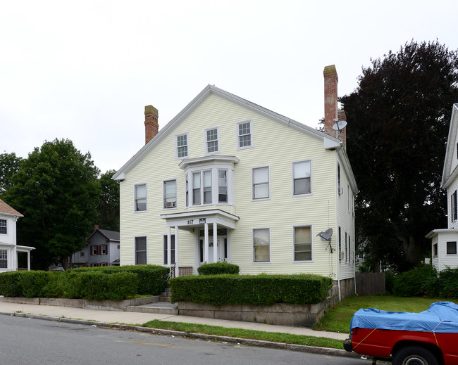 117 Hillman St in New Bedford, MA - Building Photo - Building Photo