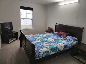 100 Everleigh Dr in Royersford, PA - Building Photo - Building Photo