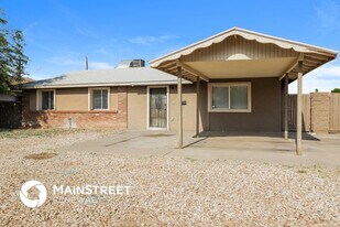 2534 N 51st Dr in Phoenix, AZ - Building Photo