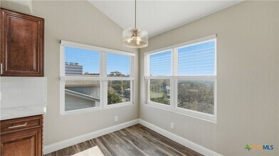 1005 N LBJ Dr in San Marcos, TX - Building Photo - Building Photo