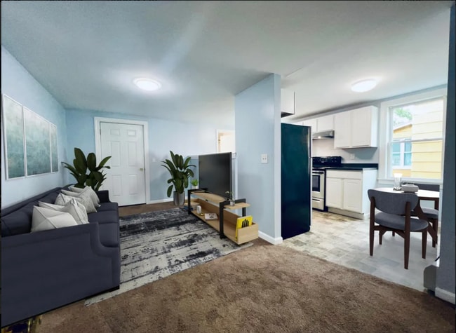 13 Summer St, Unit 13 in Somersworth, NH - Building Photo - Building Photo