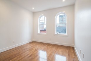 11 Temple Pl, Unit 3 in Boston, MA - Building Photo