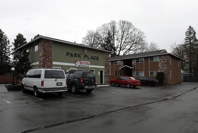 Park Place Apartments in Tigard, OR - Foto de edificio - Building Photo