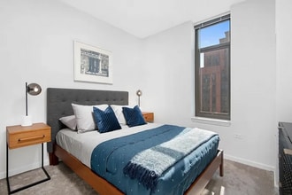 351 N Desplaines St in Chicago, IL - Building Photo - Building Photo