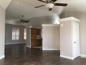 20562 Verde Vista Pkwy in California City, CA - Building Photo - Building Photo