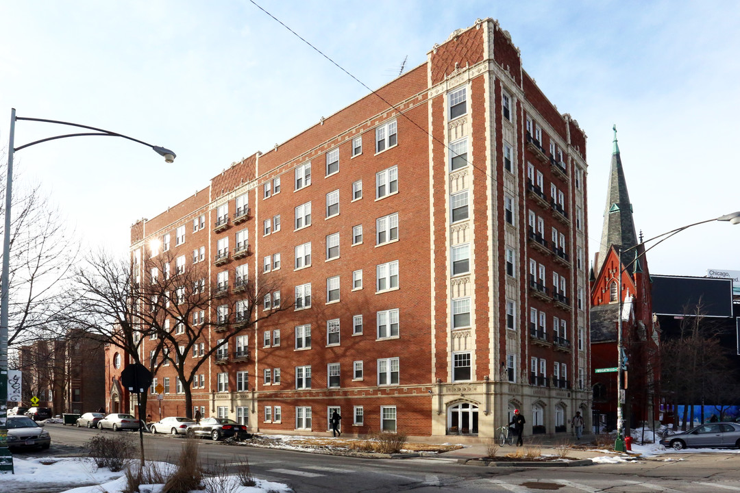 Logan Vistas Apartments in Chicago, IL - Foto de edificio