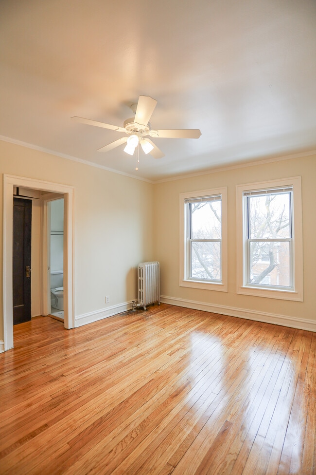 5011 N Damen Ave, Unit #9