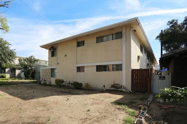 134 S Belmont St in Glendale, CA - Foto de edificio - Building Photo