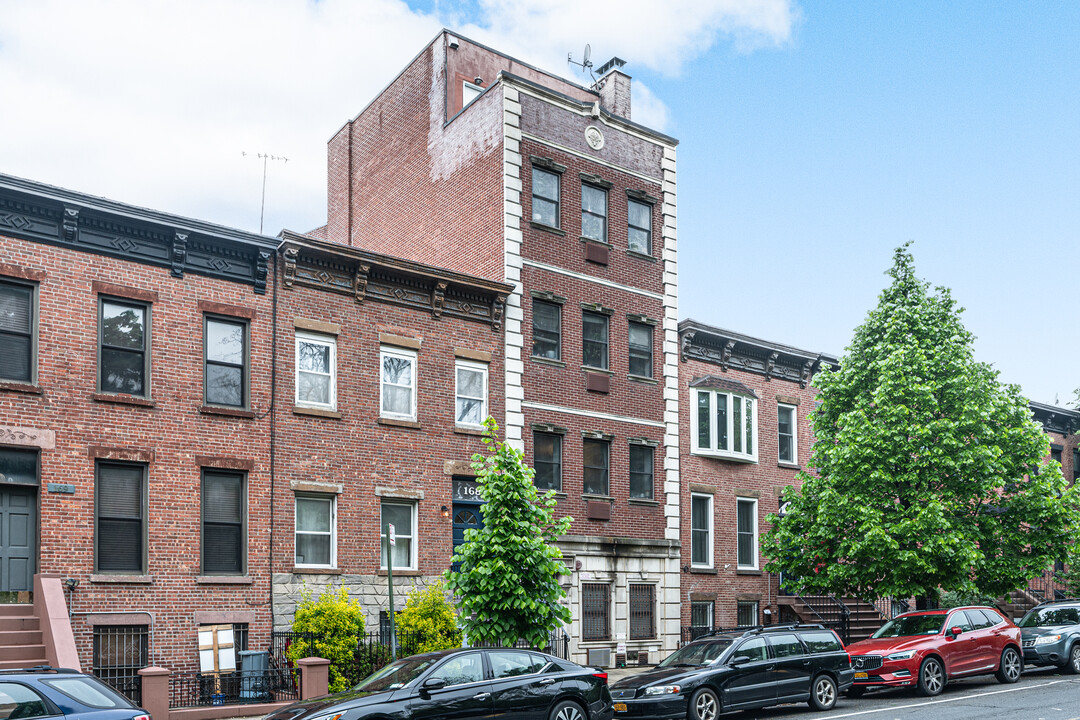 167 Prospect Park SW in Brooklyn, NY - Building Photo