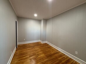 529 Chester Pike in Prospect Park, PA - Foto de edificio - Building Photo