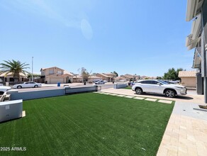 8914 W Encanto Blvd in Phoenix, AZ - Building Photo - Building Photo