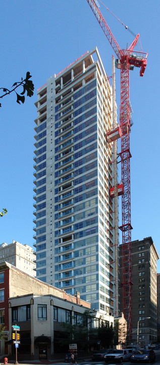 1706 Rittenhouse Sq in Philadelphia, PA - Building Photo