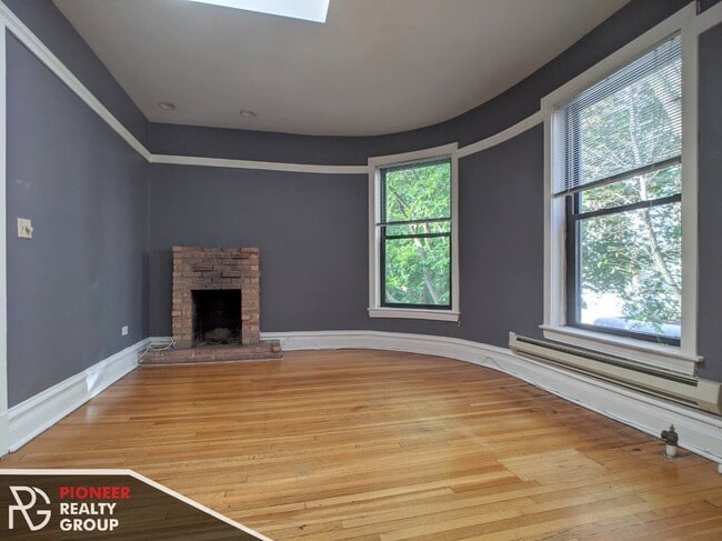 1224 N Dearborn St, Unit 1216-03 in Chicago, IL - Building Photo - Building Photo