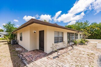 5029 Rose Hill Dr in Boynton Beach, FL - Building Photo - Building Photo