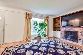 5134 Harmony Ln in Willoughby, OH - Building Photo - Building Photo