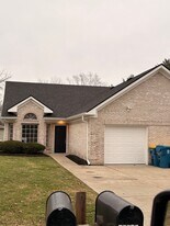 10717 N Park Ave in Indianapolis, IN - Building Photo