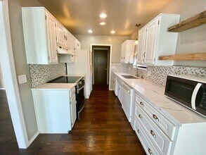 5517 Fountain Head Dr in Enid, OK - Building Photo - Building Photo