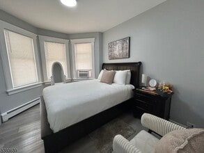 1017 Anna St in Elizabeth, NJ - Building Photo - Building Photo