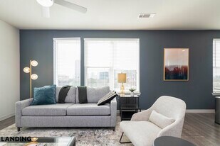 6525 Ed Bluestein Blvd, Unit 8105 in Austin, TX - Building Photo