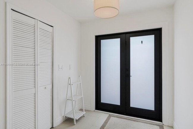5850 SW 149th Ave in Miami, FL - Building Photo - Building Photo