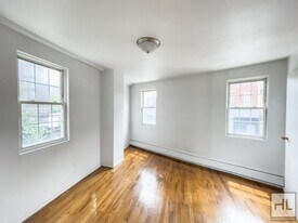 1001 Fulton St in Brooklyn, NY - Building Photo