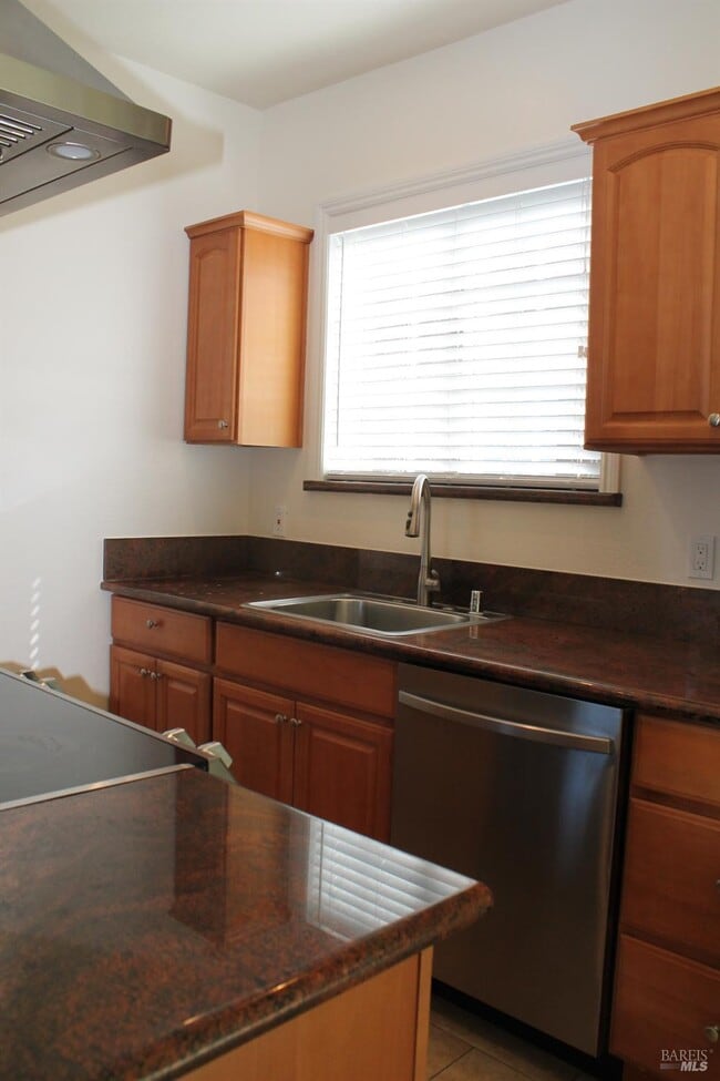 689 Butte St in Sausalito, CA - Building Photo - Building Photo