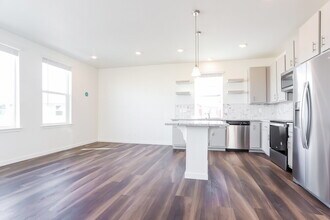 4703 N Tower Ct in Denver, CO - Building Photo - Building Photo
