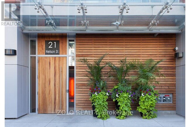 21-621 Nelson St