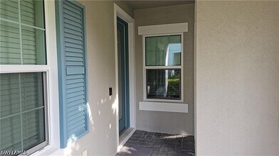 2305 Ariane Dr in Naples, FL - Building Photo - Building Photo