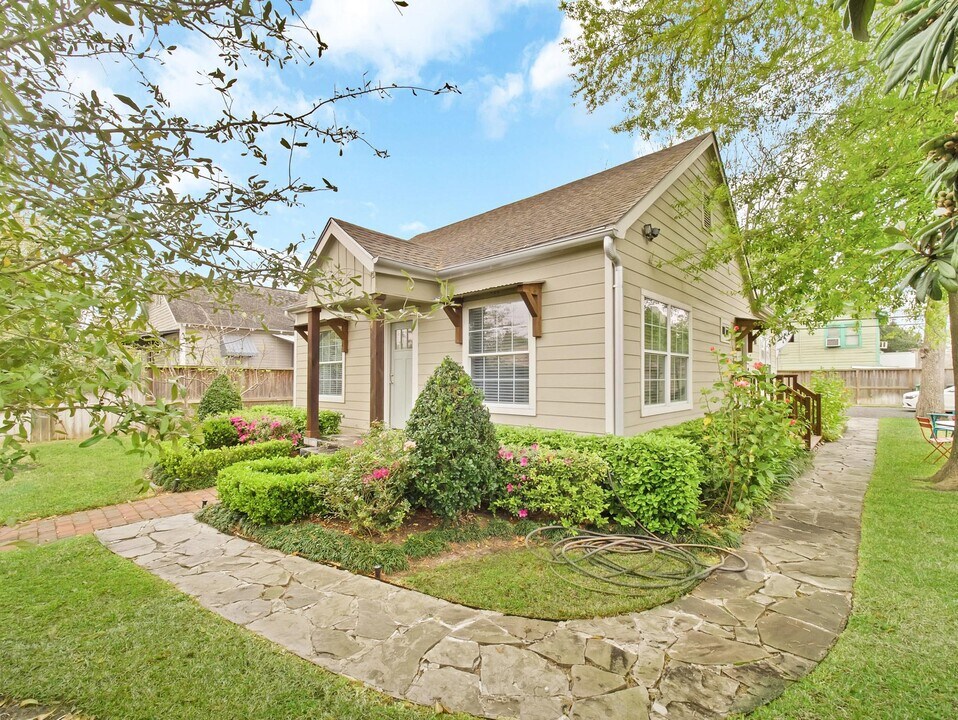 1502 Northwood St in Houston, TX - Building Photo